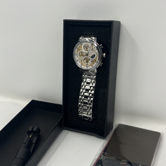 Mens watch Christmas sale - Picture 3 of 4